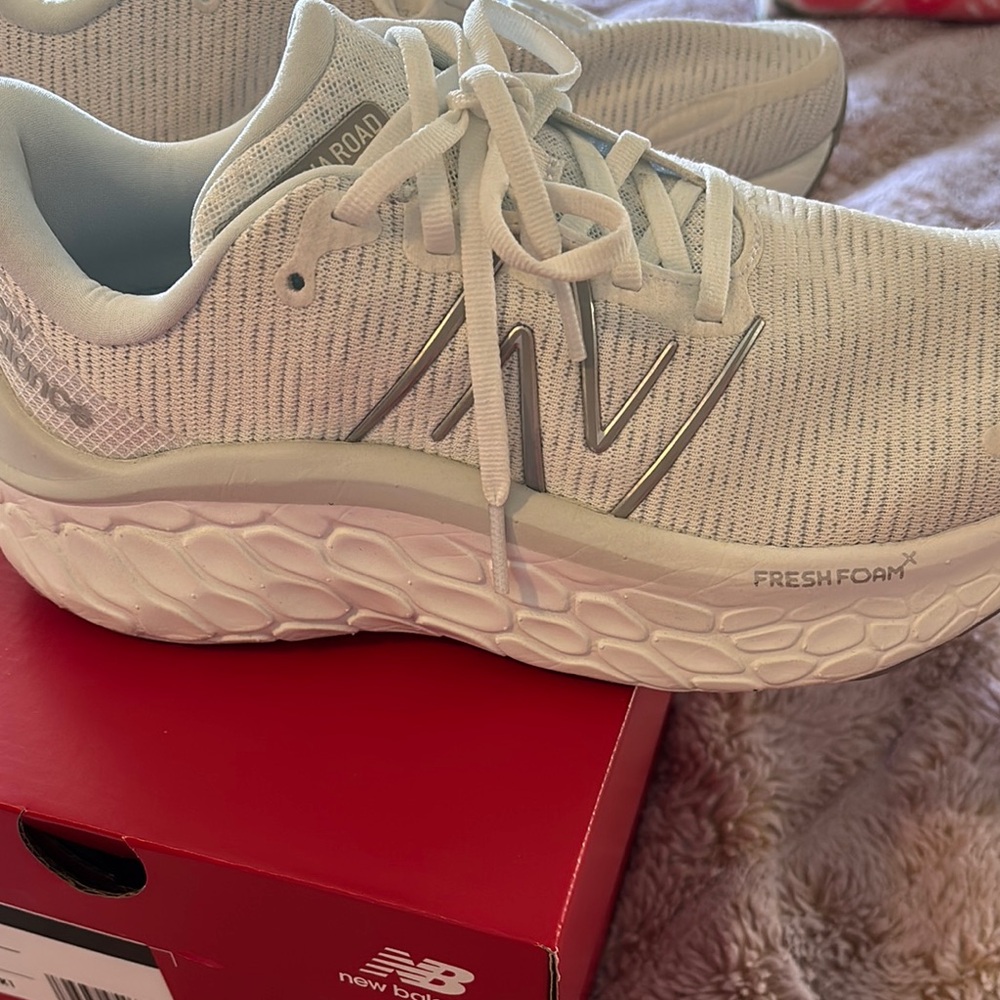 New Balance Women's Fresh Foam Running Shoes - White
